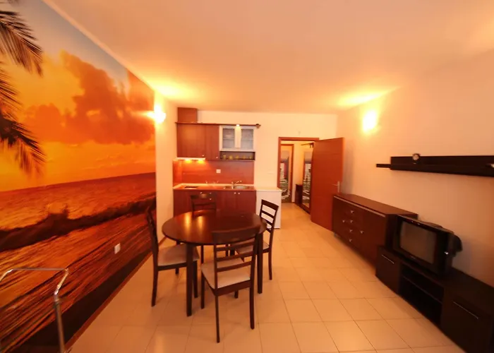 Menada In Sunny サニービーチ