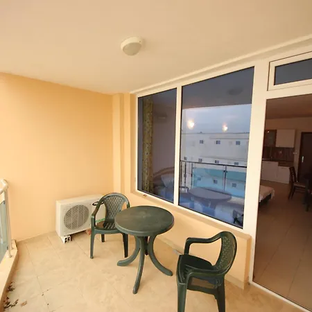 Apartment Menada In Sunny *