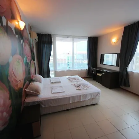 Menada In Sunny Apartamento Sunny Beach