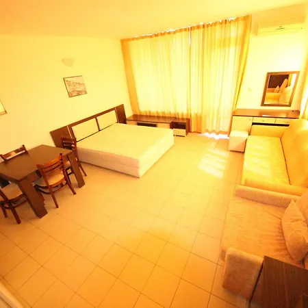 Apartment Menada In Sunny *